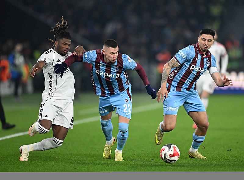trabzonspor-besiktas-canli-1765733480840.jpeg