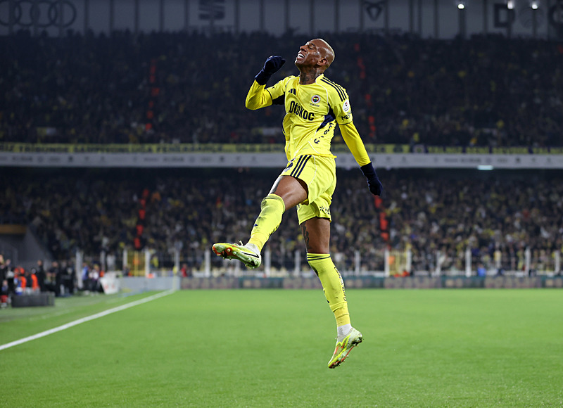 Anderson Talisca (AA)