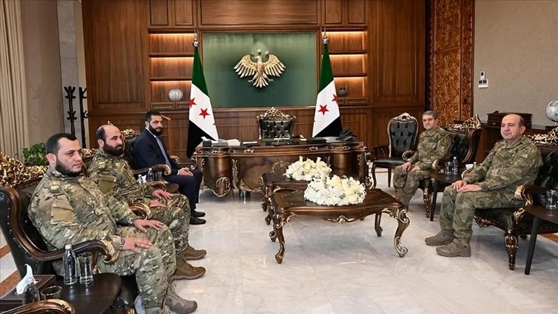 Genelkurmay Başkanı Orgeneral Selçuk Bayraktaroğlu, Suriye Cumhurbaşkanı Ahmed Şara ile görüştü