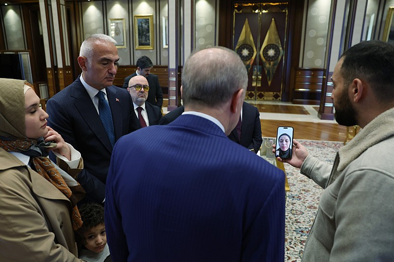 Başkan Erdoğan, Gazze'de hayatını kaybeden 6 yaşındaki Filistinli Rajab'ın aile fertlerini kabul etti, AA