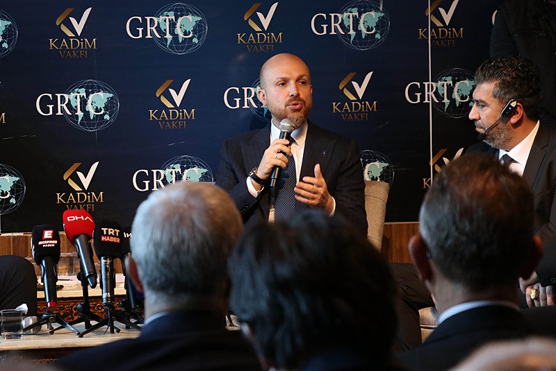 Bilal Erdoğan, Kütahya'da ʺSivil Toplum Kuruluşlarının Rolü Paneliʺnde konuştu. (AA)