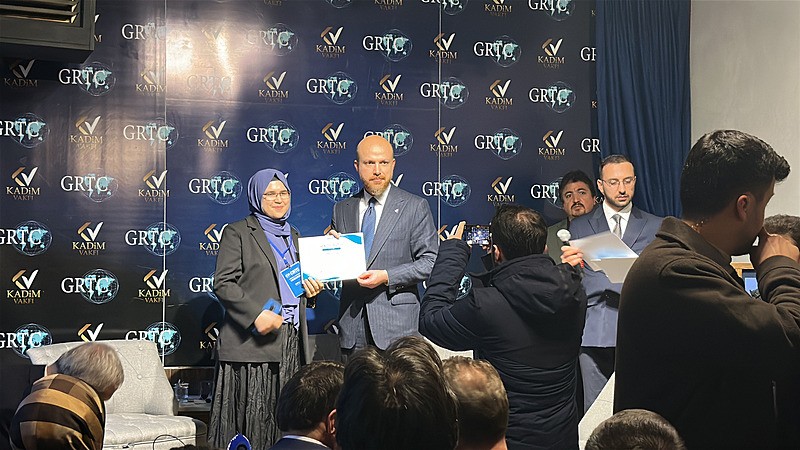 Bilal Erdoğan, Kütahya'da ʺSivil Toplum Kuruluşlarının Rolü Paneliʺne katıldı.