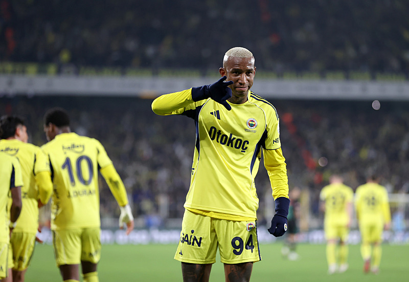 Anderson Talisca (AA)