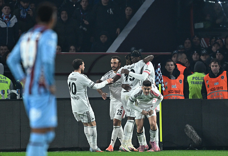 Beşiktaş'ın Trabzonspor maçındaki gol sevinci (AA)