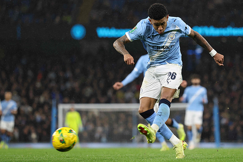 Manchester City West Ham United'ı 3-0 yendi (REUTERS)