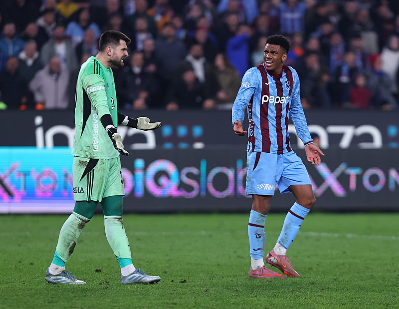 Ersin Destanoğlu ve Felipe Augusto (AA)