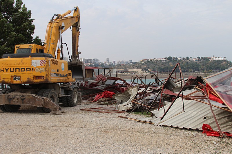 Yıkım görüntüleri (İHA)