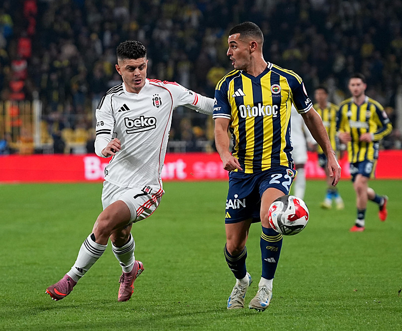 Milot Rashica ve Levent Mercan (İHA)