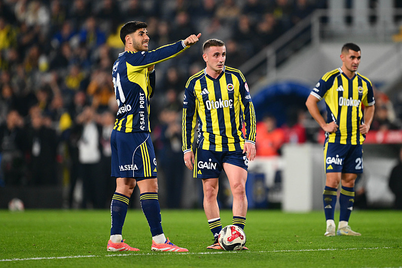 Kerem Aktürkoğlu ve Marco Asensio (AA)