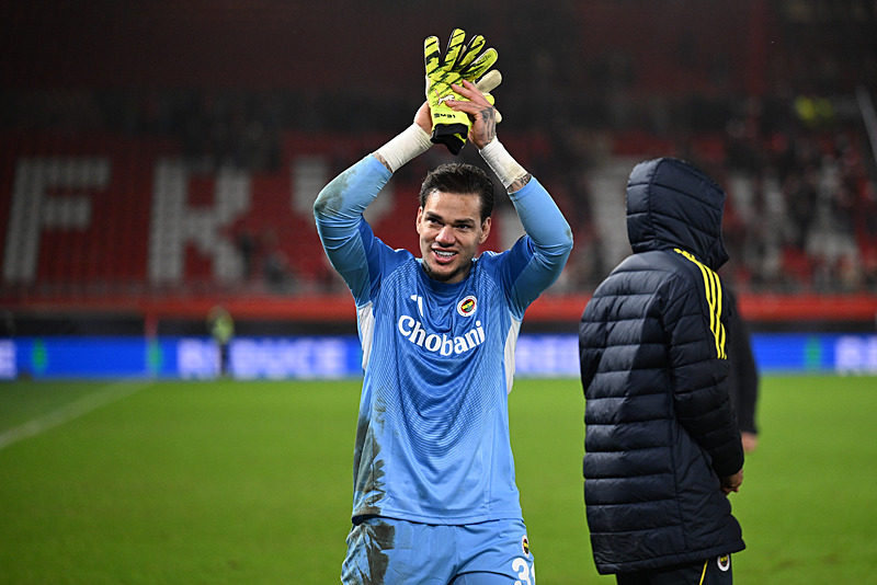 Ederson (AA)