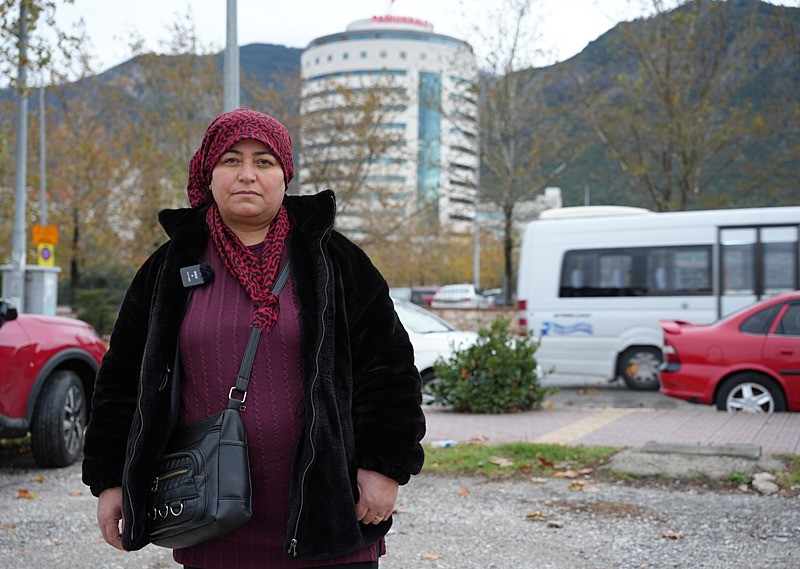 Darbedilen bebeğin babaannesi Satı Tör (İHA)