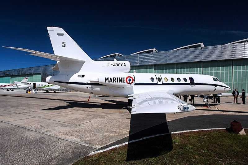 Falcon 50, Takvim Fotoğraf Arşivi
