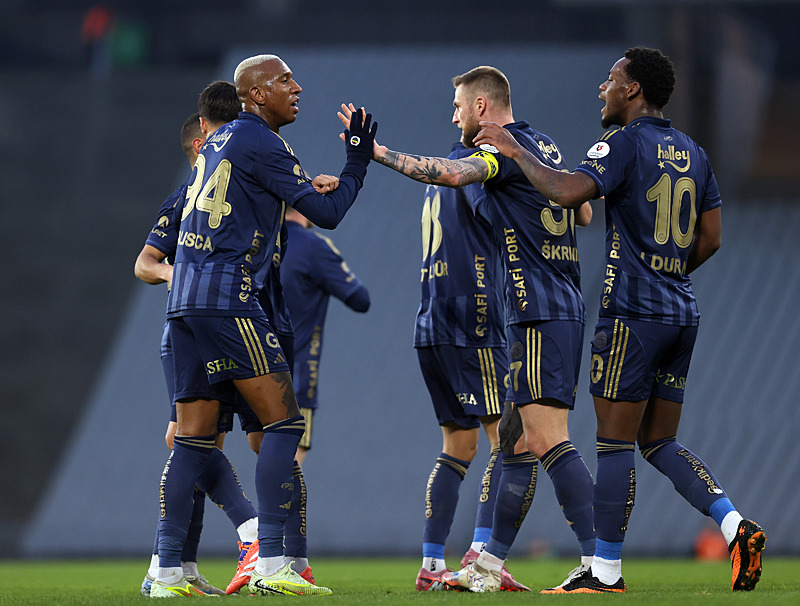 Anderson Talisca (AA)