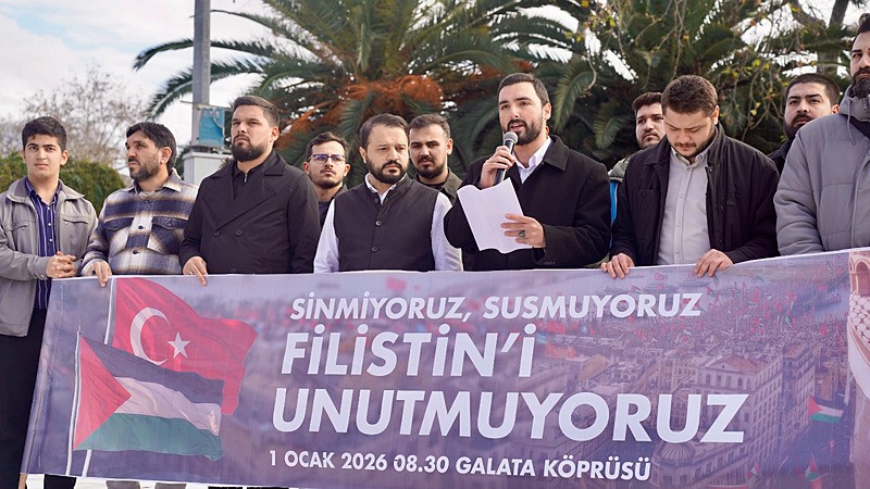 Türkiye Gençlik Vakfı (TÜGVA), Filistin halkına yönelik zulme dikkati çekmek amacıyla 81 ilde basın açıklaması yaptı (AA)