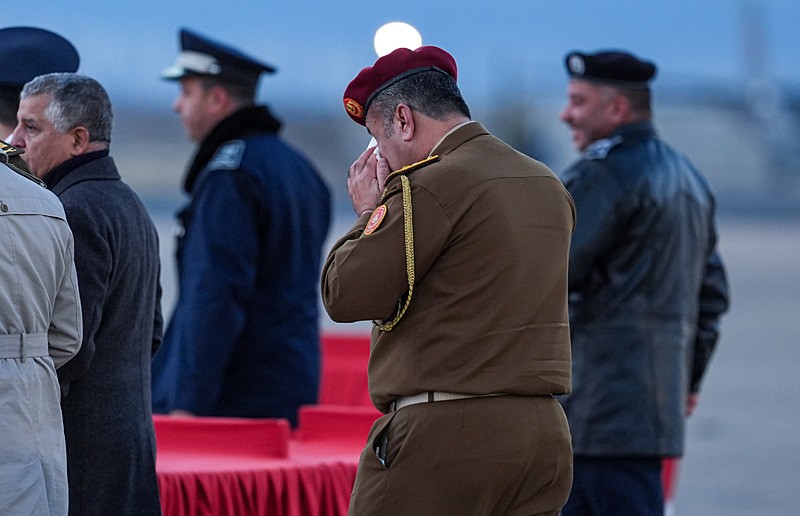 Ankara'da düşen uçakta hayatını kaybeden Libya Genelkurmay Başkanı Orgeneral Muhammed Ali Al-Haddad ile beraberinde heyet için Mürted Hava Meydan Komutanlığı'nda tören düzenlendi (AA)