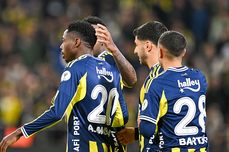 Kanarya Süper Kupa'da finale kanatlandı! Fenerbahçe - Samsunspor: 2-0 | MAÇ SONUCU-11