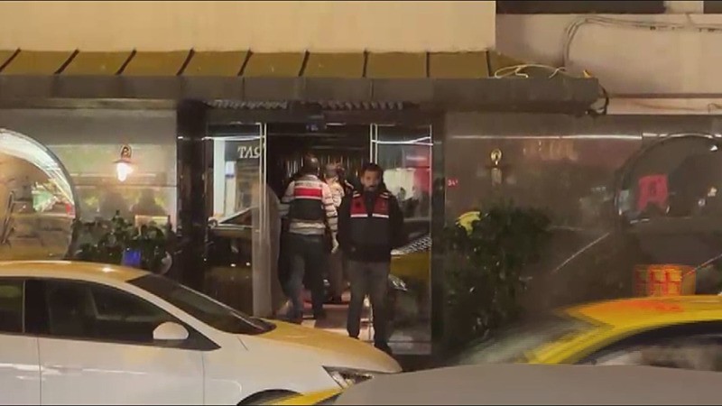 Can Yaman'ın üstünden uyuşturucu çıktı! Selen Görgüzel de gözaltında | Bebek Otel ve Maslak Klein'e baskın-8