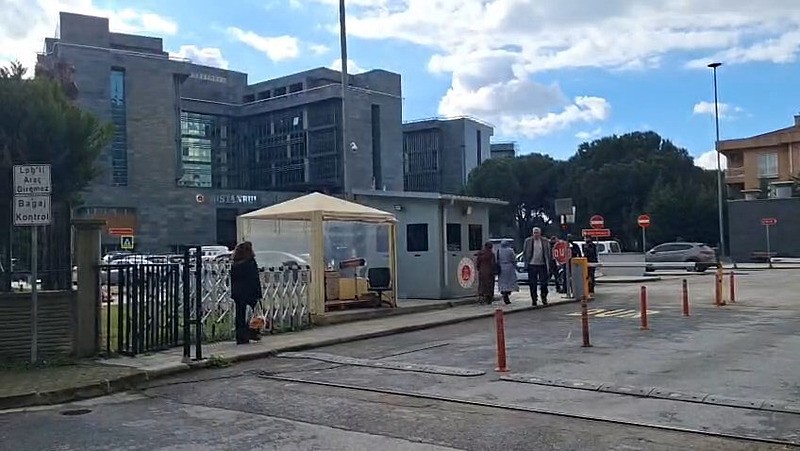 İstanbul Anadolu Adliyesi'nde silah sesleri! Savcı eski eşi olan kadın hakimi vurdu | Saldırganı hükümlü bir çaycı engelledi-3