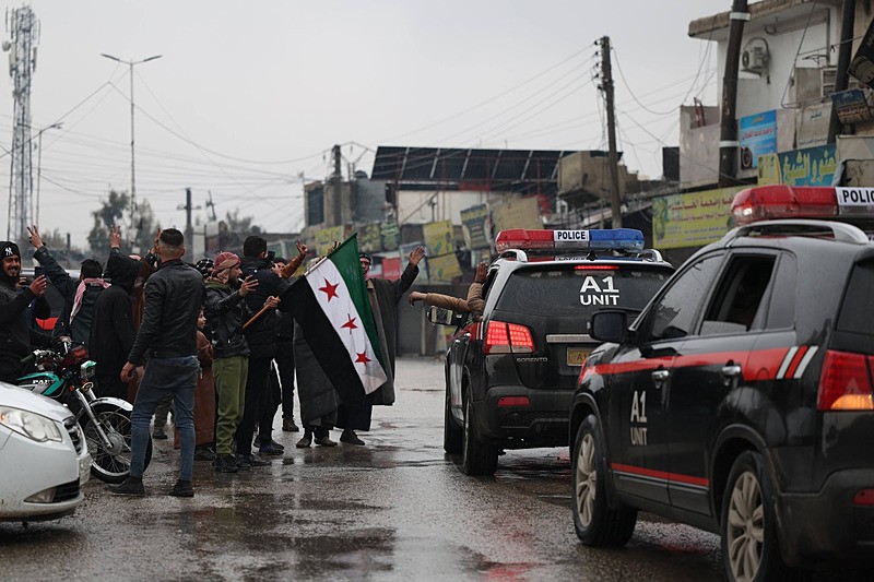 Suriye'de harita değiştiren harekatın perde arkası! Süreç Başkan Erdoğan'ın talimatıyla yürüdü: SDG'nin elinden DEAŞ gardiyanlığı alındı-4