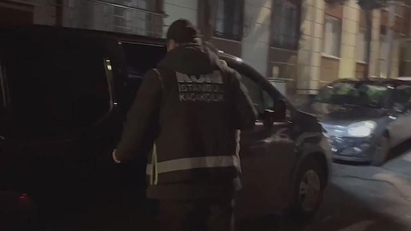 İstanbul merkezli 5 ilde kaçak ilaç operasyonu: Değeri tam 180 milyon lira!-3