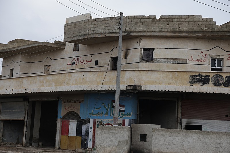 İşgalden kurtarılan Deyr Hafir sakinleri YPG zulmünü anlattı! Zorla "Rojova" dayatması... Hem terör estirdiler hem de çaldılar-5