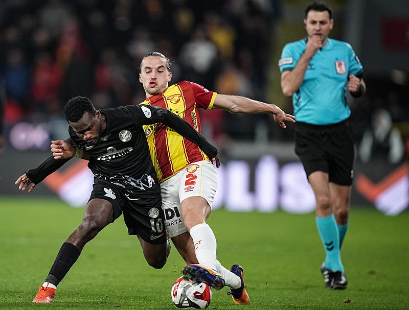 galatasaraydan-transferde-geri-adim-1769410037528.jpeg Galatasaray'dan transferde geri adım!-2