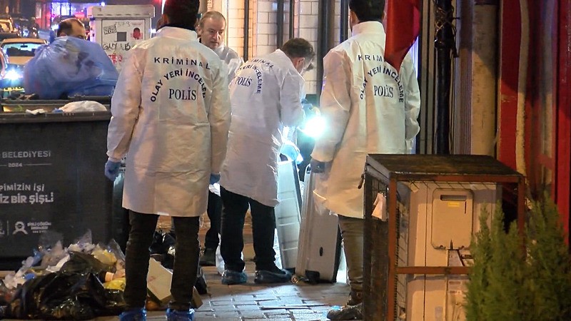 Ümraniye'den Şişli'ye uzanan cinayet ağı! "Kesik baş" vahşetinde yeni görüntü ve ifade: Cesedi bavulla balkondan çıkarıp taksiye taşıdılar-5