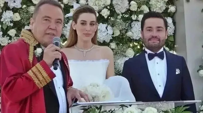 "Yüzde 10'luk ezik" ifadesi için ne dedi? Muhittin Böcek'in gelini Zuhal Böcek'in mesajları ortaya çıktı! Belediye arabasıyla kokain sevkiyatı...-3