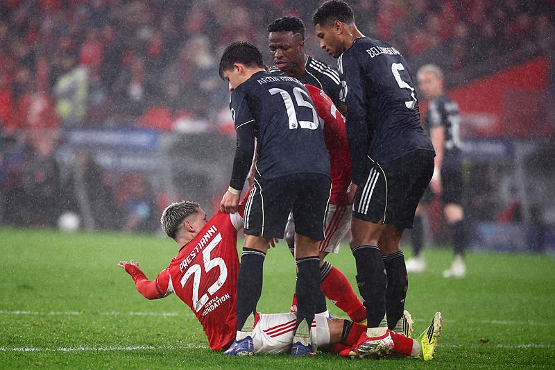 tarihi-gecede-arda-guler-cildirdi-1769667218518.jpeg Tarihi gecede Arda Güler çıldırdı!-2