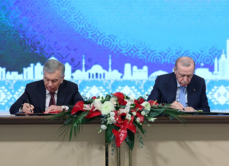 turkiye-ile-ozbekistan-madencilik-alaninda-isbirligini-gelistirme-karari-aldi-1769726053638.jpeg Türkiye ile Özbekistan madencilik alanında işbirliğini geliştirme kararı aldı!-2