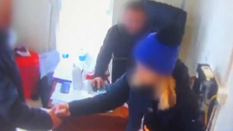 Üsküdar Devlet Hastanesi'nde görevli 2 doktor "rüşvet" suçlamasıyla gözaltına alındı-3