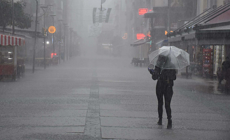 Meteoroloji'den 11 ile sarı kod: İtalya ve Yunanistan üzerinden geliyor! Fırtına, hortum ve dolu riski-12