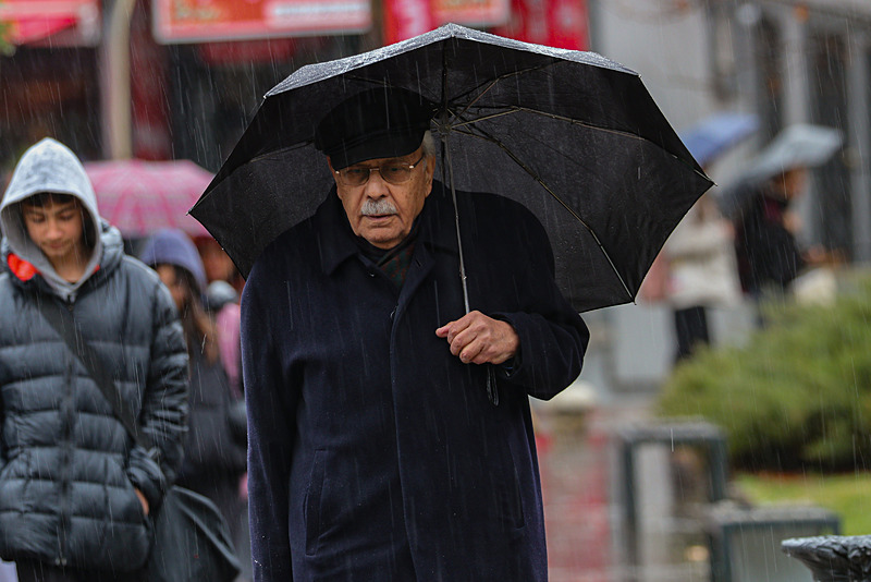 Ramazan'da kar yağacak mı? Meteoroloji'den fırtına ve toz uyarısı: Güneşe aldanmayın 10 derece düşecek-15