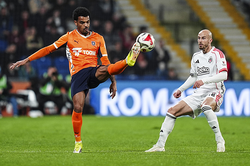 Kartal uzatmada 'Oh' çekti! Başakşehir - Beşiktaş: 2-3 | MAÇ SONUCU-3