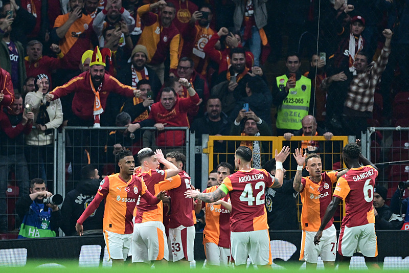 Galatasaray - Juventus | ŞAMPİYONLAR LİGİ MAÇI CANLI-9