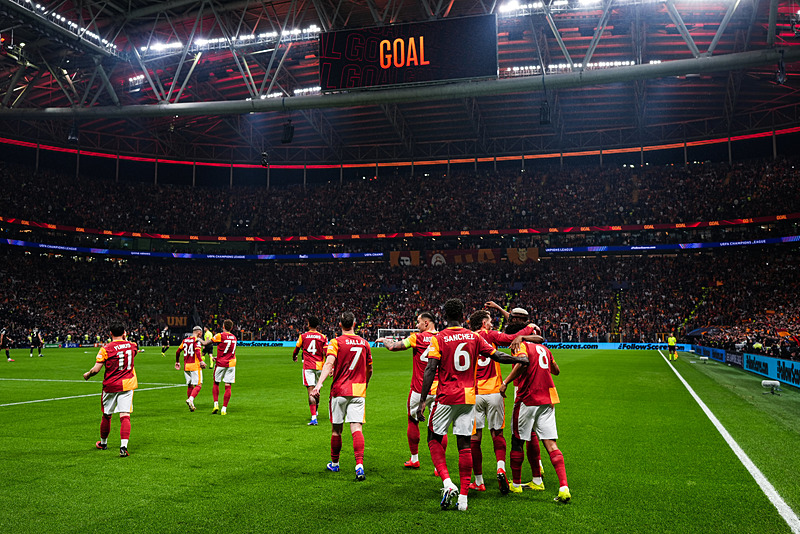 Galatasaray - Juventus | ŞAMPİYONLAR LİGİ MAÇI CANLI-3