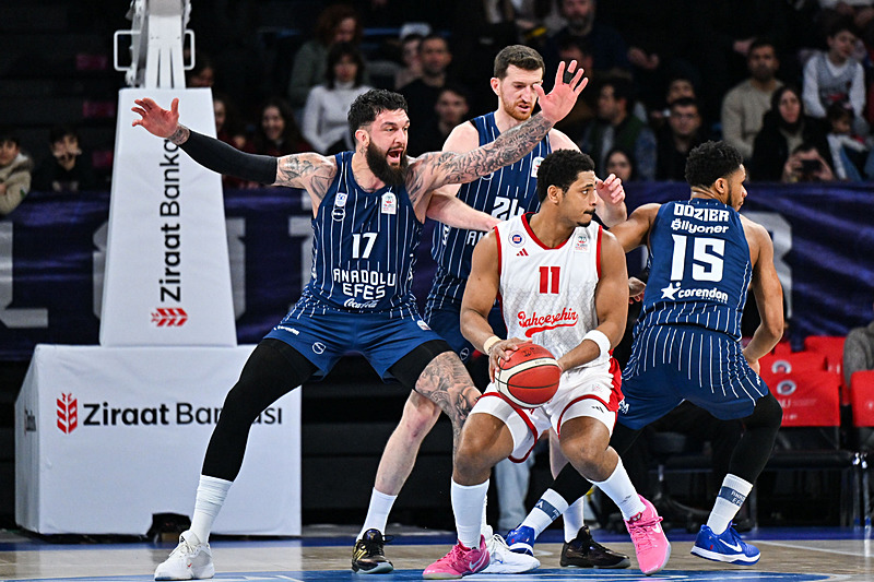 Rakibine şans tanımadı! Bahçeşehir Koleji - Anadolu Efes: 67-88 | MAÇ SONUCU-2