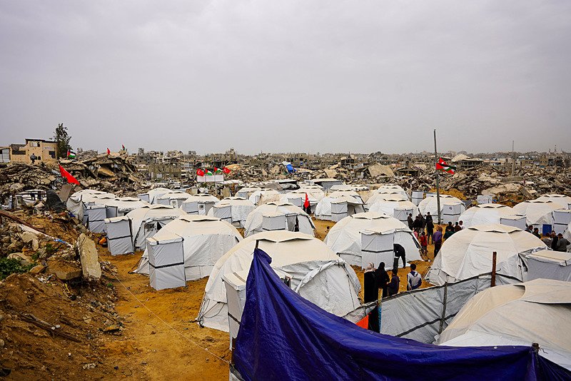 yildiz-tilbeden-gazzeye-dev-bagis-cadir-kent-acildi-1771489985124.jpeg Yıldız Tilbe’den Gazze’ye dev bağış: Çadır kent açıldı!-6