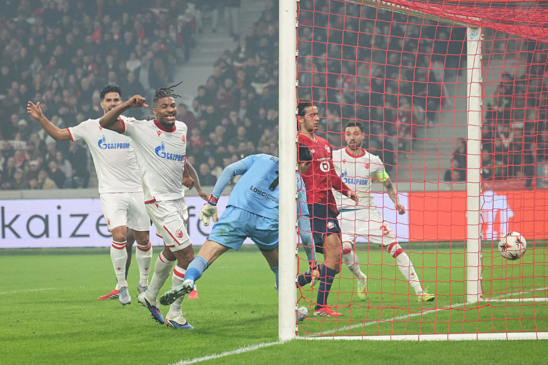 berke-ozere-soguk-dus-lille-kizilyildiz-0-1-mac-sonucu-1771541414212.jpeg Berke Özer'e soğuk duş! Lille - Kızılyıldız: 0-1 | MAÇ SONUCU-2