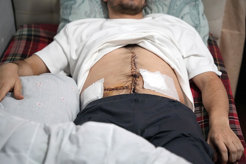 bagcilarda-6-yerinden-bicaklanan-oguzhan-copurun-ailesine-tehdit-mesajlari-konum-at-oglum-1771703203749.jpeg Bağcılar'da 6 yerinden bıçaklanan Oğuzhan Çöpür'ün ailesine tehdit mesajları: "Konum at oğlum"-5