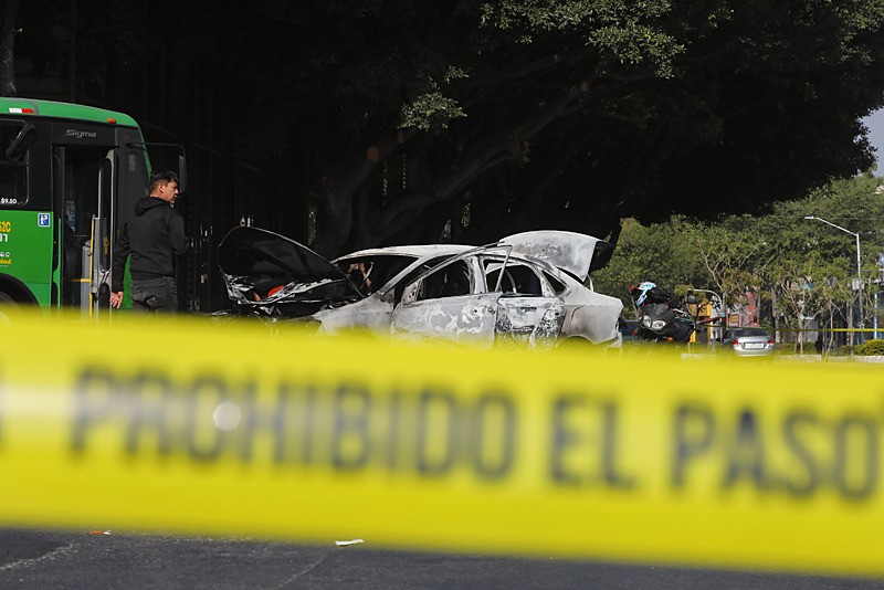 Meksika'da kartel lideri öldürüldü ortalık savaş alanına döndü-8