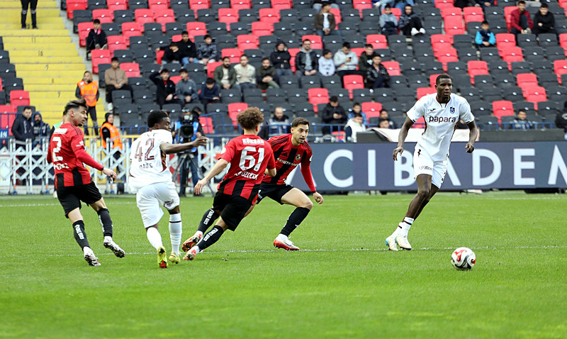 Trabzonspor - Fatih Karagümrük | SÜPER LİG MAÇI CANLI-4