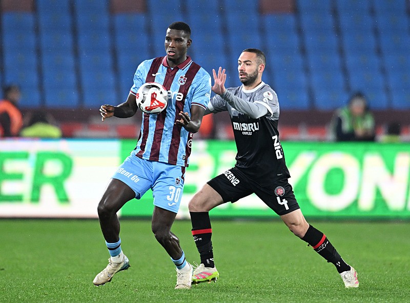 trabzonspor-fatih-karagumruk-super-lig-maci-canli-1772215771717.jpeg 3 puanı Nijeryalılar getirdi! Trabzonspor - Fatih Karagümrük: 3-1 | MAÇ SONUCU-2