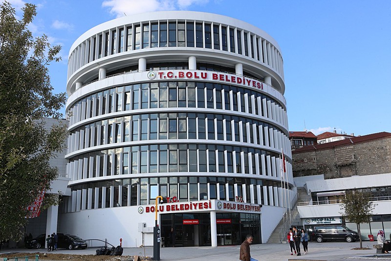 CHP'li Bolu Belediye Başkanı Tanju Özcan gözaltında! Zincir marketlerden küfürle rüşvet istedi: Ya seve seve ya da...-5