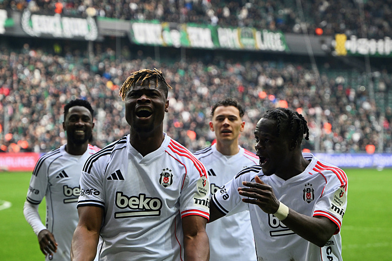 Emmanuel Agbadou Beşiktaş'ta hesabı açtı! Vaclav Cerny yine dümende-2
