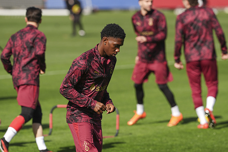 Galatasaray'ın yeni yıldızı için İngiltere iddiası!-2