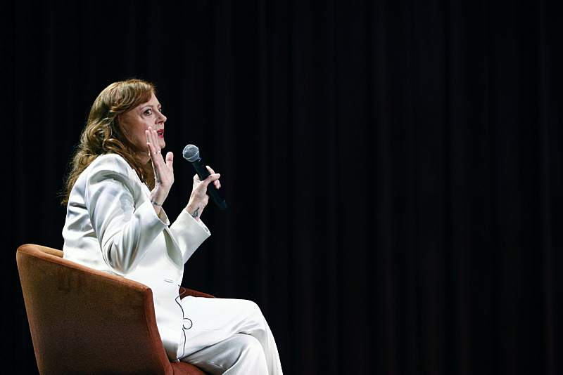 1772345459177.jpg ABD'li aktris Susan Sarandon Filistin'e verdiği desteği yüksek sesle dile getirdi: “Gazze’yi savundum ABD’de film çekmem engellendi”-6