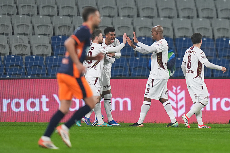 Geri dönüşlerin 'Fırtına'sı! Başakşehir: 2-4 | MAÇ SONUCU-2