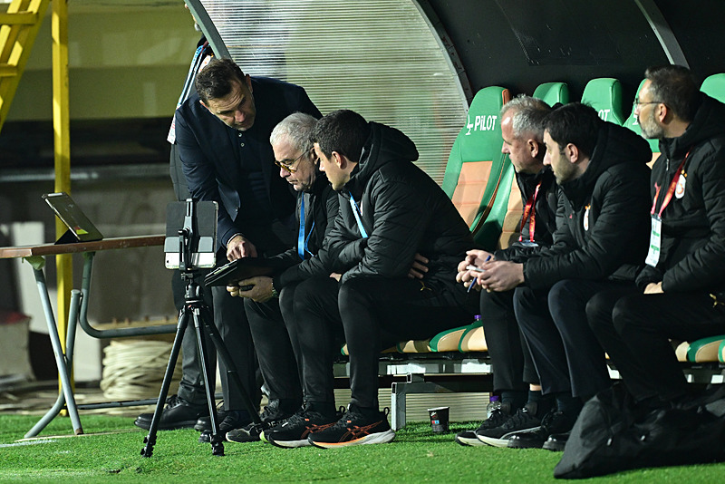 Okan Buruk'tan çeyrek final ve derbi yorumu! "Biz Galatasaray'ız"-3