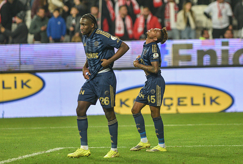 Gaziantep FK - Fenerbahçe | Ziraat Türkiye Kupası CANLI YAYIN-3